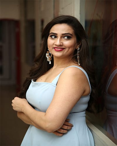 Sneha Hot College Girl Escort